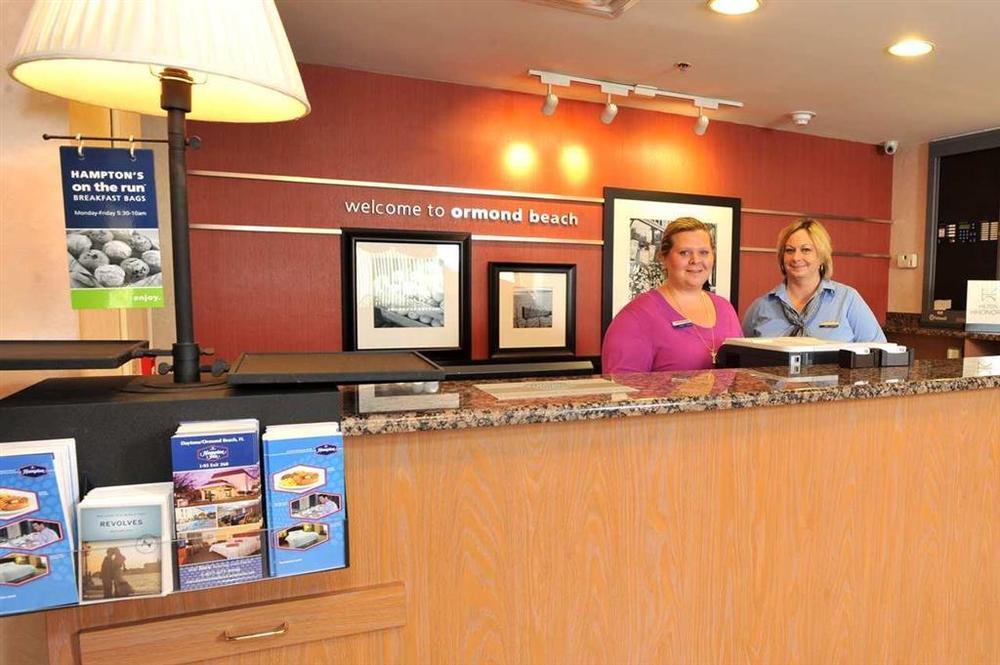 Hampton Inn Daytona/Ormond Beach Beltér fotó